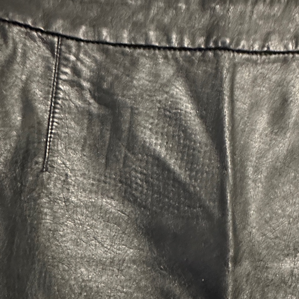 Black plus size pleather Skirt goth skirt y2k - Picture 4 of 4